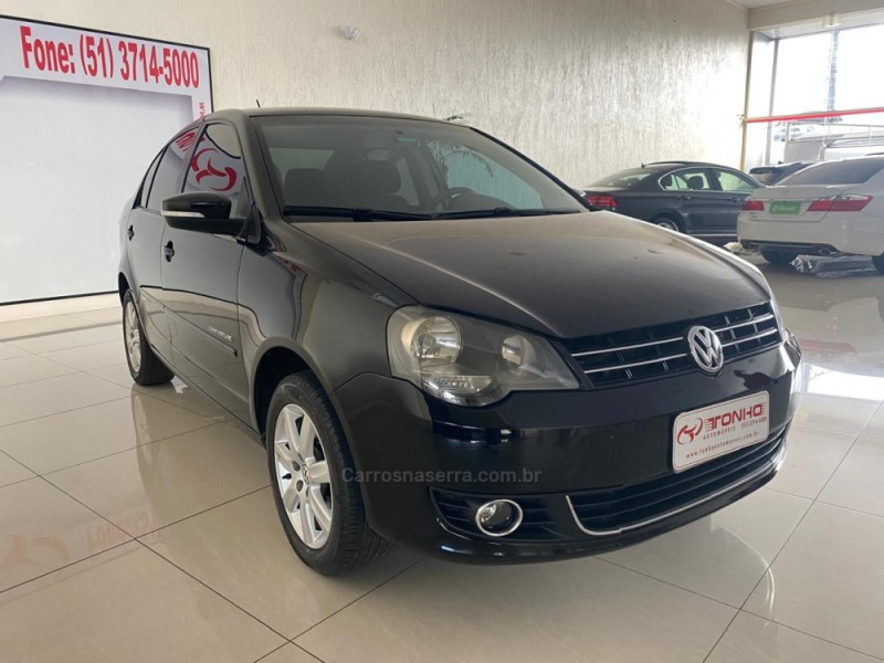 POLO SEDAN 1.6 MI COMFORTLINE 8V FLEX 4P MANUAL - 2012 - LAJEADO