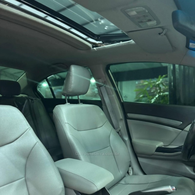 CIVIC 1.8 EXS 16V GASOLINA 4P AUTOMÁTICO - 2013 - ESTâNCIA VELHA