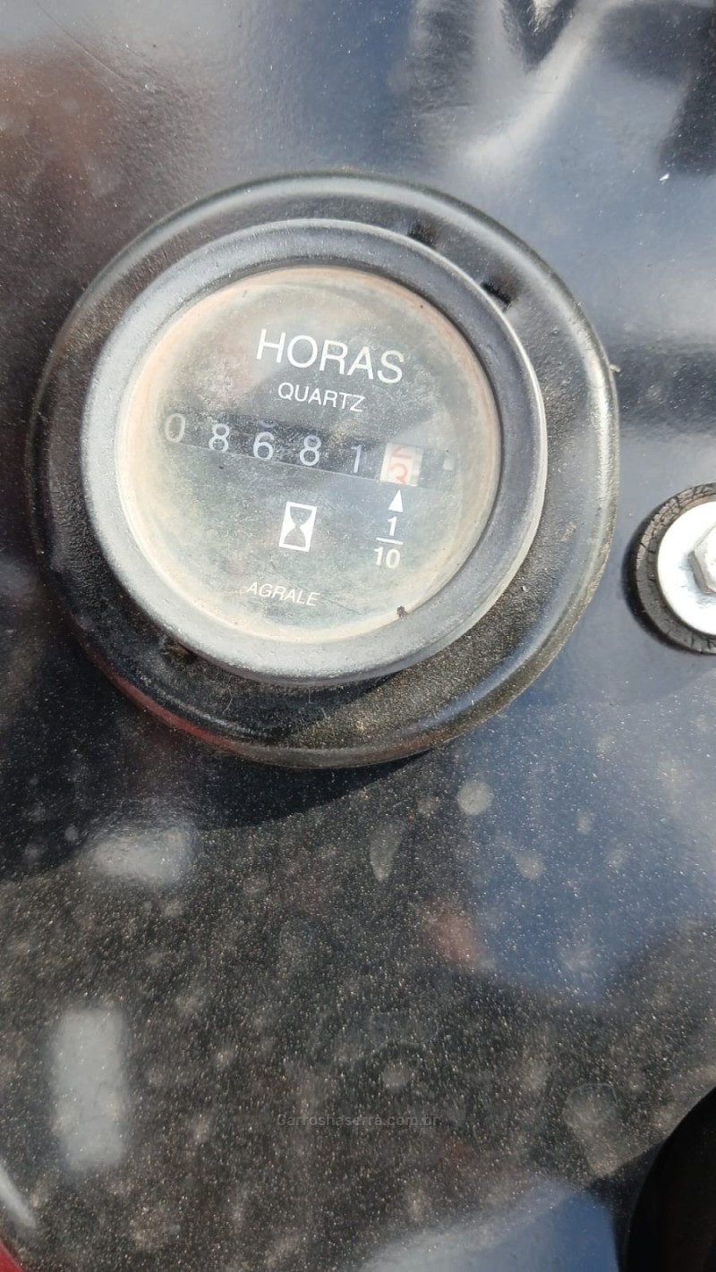 TRATOR 4230  - 2006 - CARLOS BARBOSA