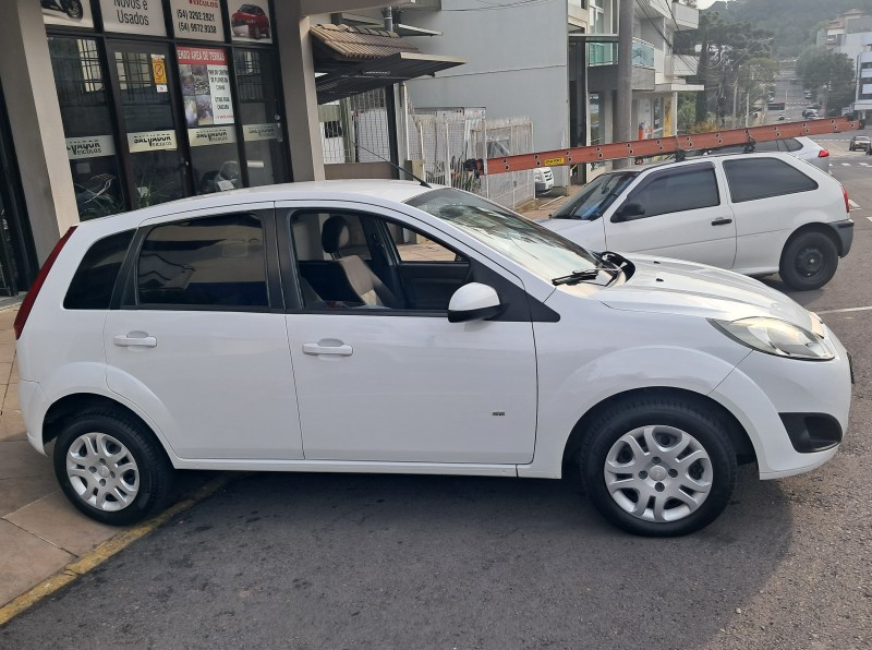 FIESTA 1.6 ROCAM SE 8V FLEX 4P MANUAL - 2014 - FLORES DA CUNHA