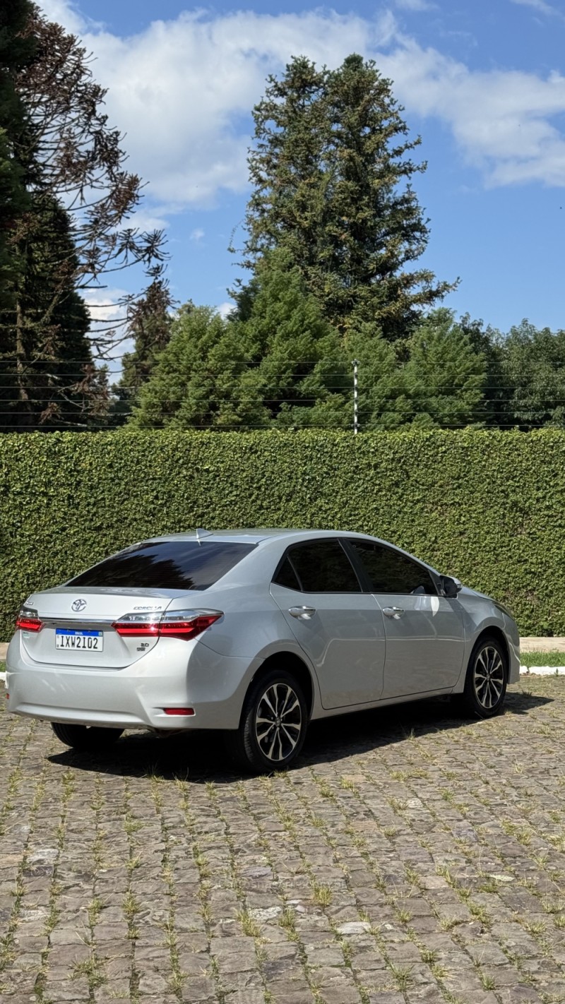 COROLLA 1.8 XEI 16V FLEX 4P AUTOMÁTICO - 2018 - FARROUPILHA
