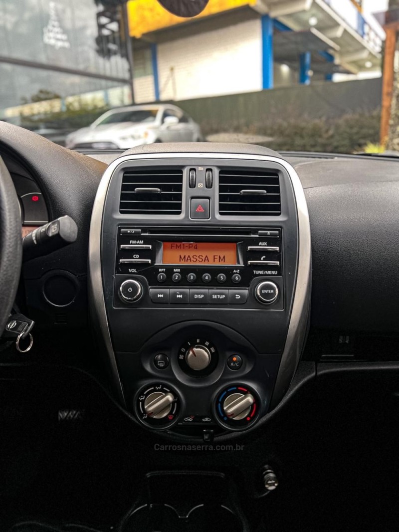 MARCH 1.6 SV 16V FLEX 4P MANUAL - 2015 - CANELA