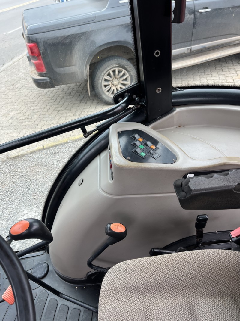 FARMALL 80 - 2017 - CARLOS BARBOSA