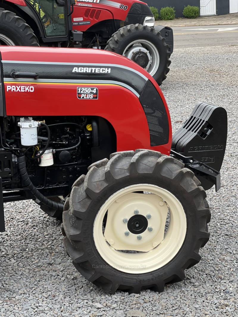 TRATOR 1050  - 2018 - CARLOS BARBOSA