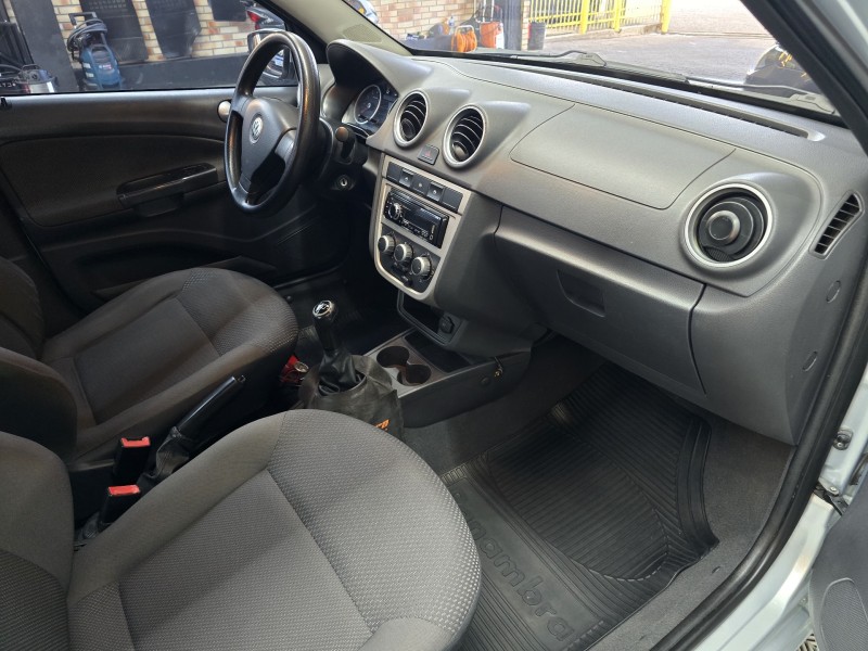 VOYAGE 1.0 I TREND 16V FLEX 4P MANUAL - 2012 - FARROUPILHA