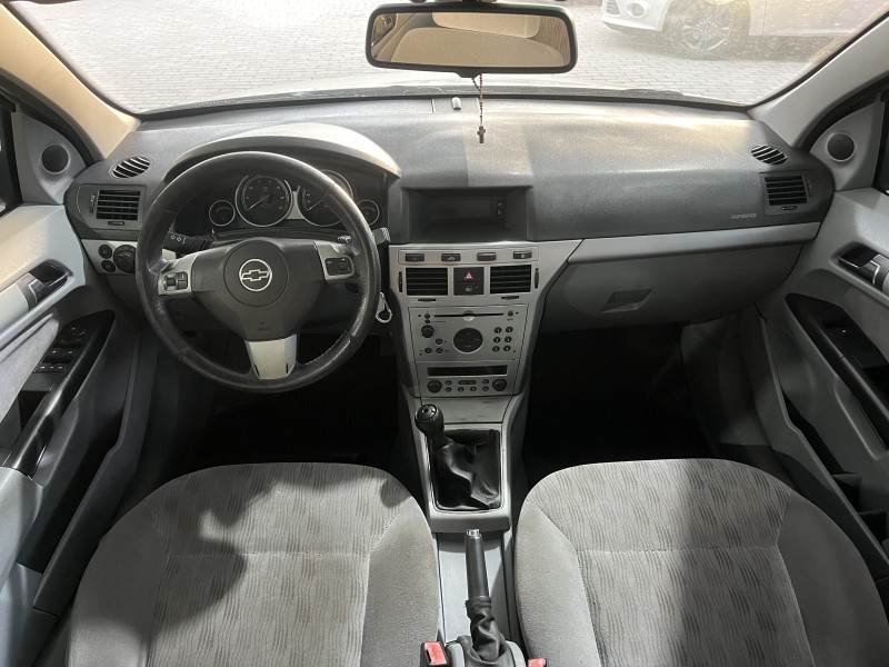 VECTRA 2.0 MPFI ELEGANCE 8V FLEX 4P MANUAL - 2006 - CAXIAS DO SUL