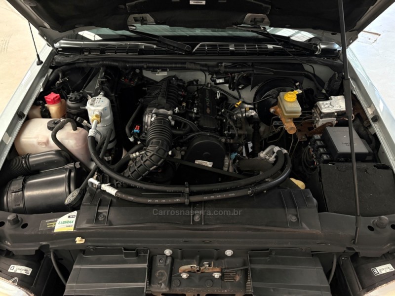 S10 2.4 ADVANTAGE 4X2 CD 8V FLEX 4P MANUAL - 2009 - BENTO GONçALVES