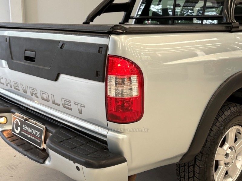 S10 2.4 ADVANTAGE 4X2 CD 8V FLEX 4P MANUAL - 2009 - BENTO GONçALVES