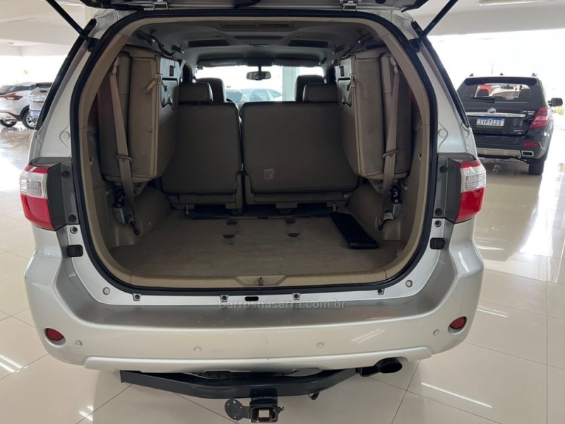 HILUX SW4 3.0 SRV 4X4 7 LUGARES 16V TURBO INTERCOOLER DIESEL 4P AUTOMÁTICO - 2010 - TAQUARA