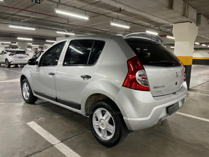 SANDERO 1.6 EXPRESSION 8V FLEX 4P MANUAL - 2011 - CAXIAS DO SUL