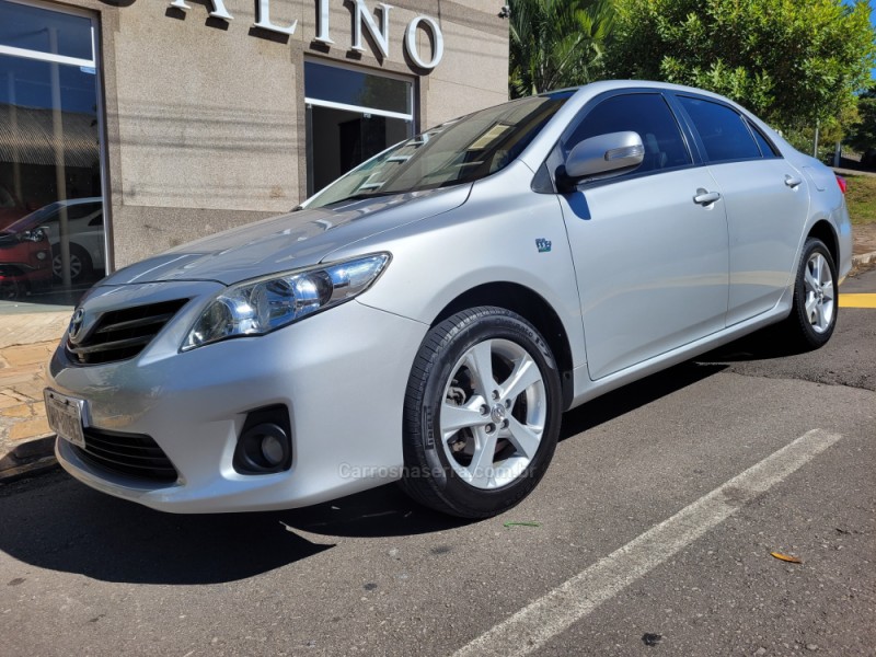 COROLLA 2.0 XEI 16V FLEX 4P AUTOMÁTICO - 2014 - FLORES DA CUNHA