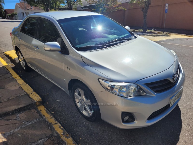 COROLLA 2.0 XEI 16V FLEX 4P AUTOMÁTICO - 2014 - FLORES DA CUNHA