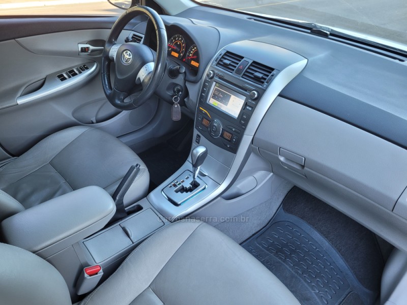 COROLLA 2.0 XEI 16V FLEX 4P AUTOMÁTICO - 2014 - FLORES DA CUNHA