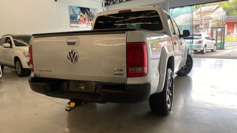 AMAROK 2.0 TRENDLINE 4X4 CD 16V TURBO INTERCOOLER DIESEL 4P AUTOMÁTICO - 2013 - CAXIAS DO SUL