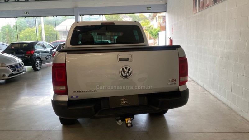 AMAROK 2.0 TRENDLINE 4X4 CD 16V TURBO INTERCOOLER DIESEL 4P AUTOMÁTICO - 2013 - CAXIAS DO SUL