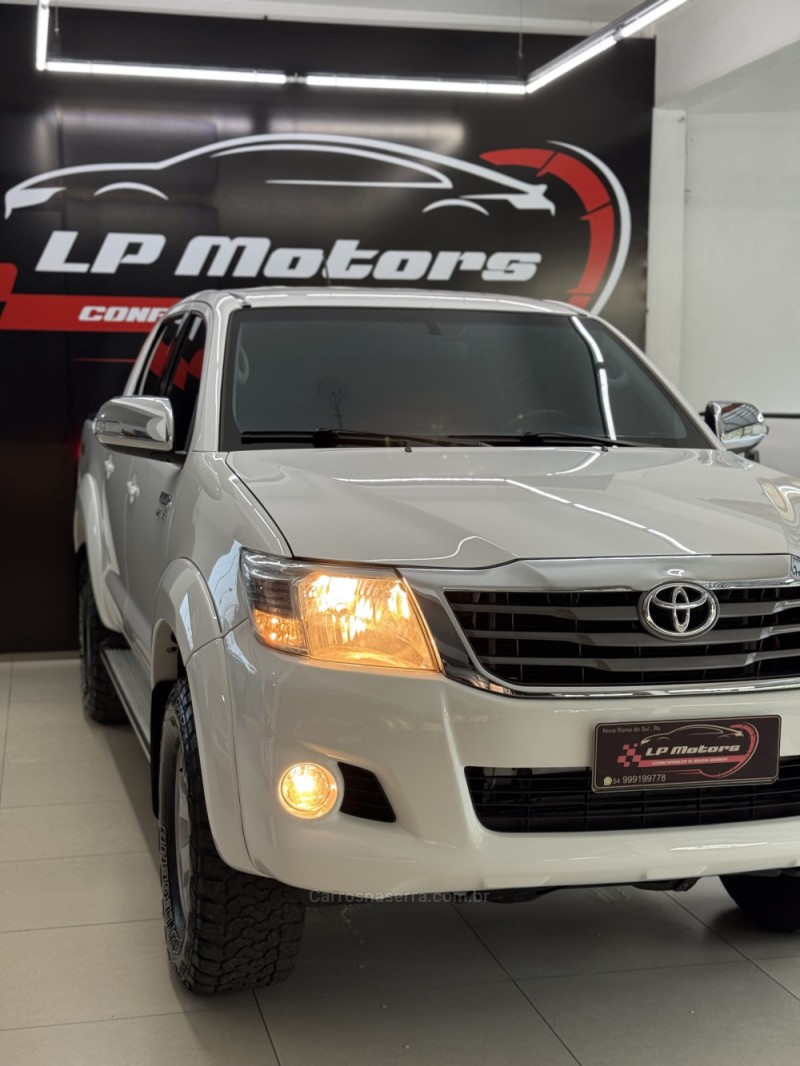 HILUX 2.7 SRV 4X4 CD 16V FLEX 4P AUTOMÁTICO - 2015 - FARROUPILHA