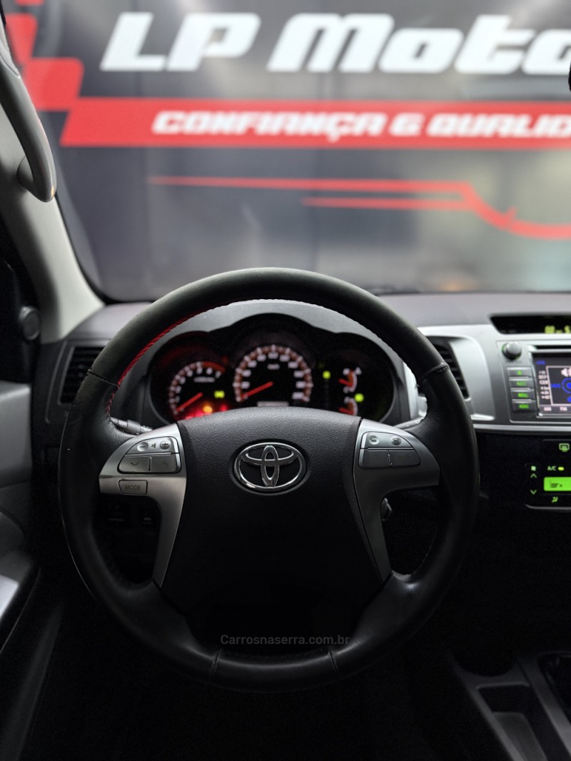 HILUX 2.7 SRV 4X4 CD 16V FLEX 4P AUTOMÁTICO - 2015 - FARROUPILHA
