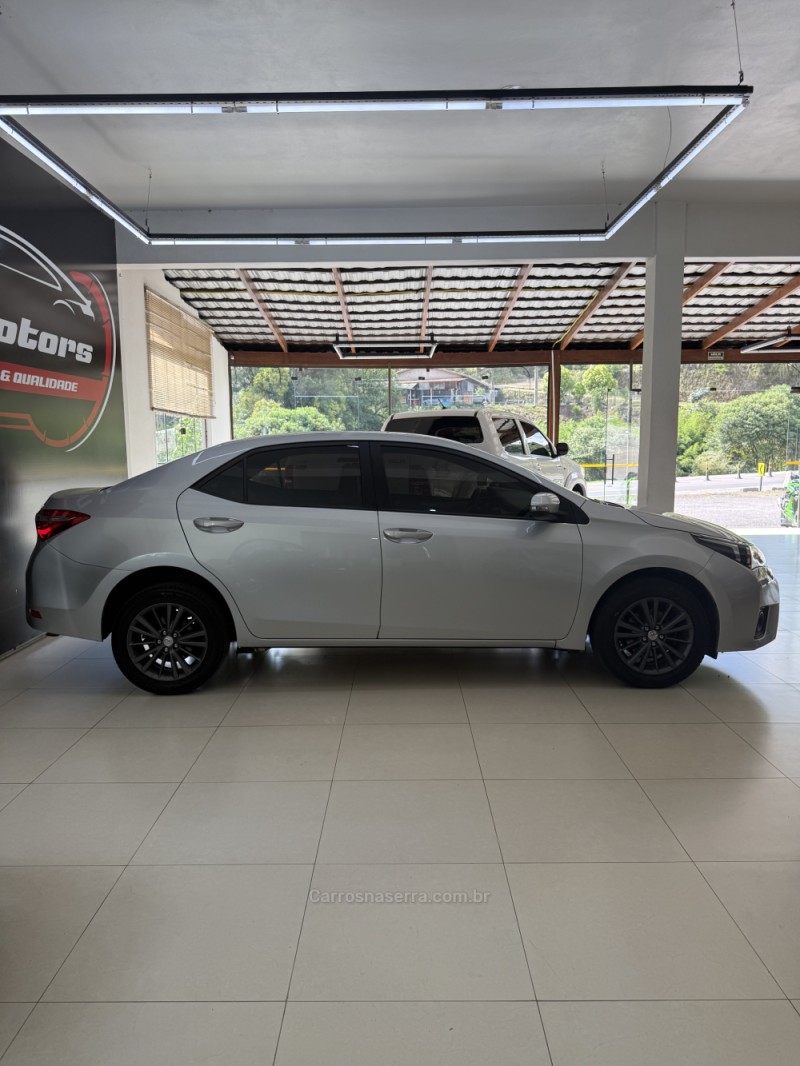COROLLA 2.0 XEI 16V FLEX 4P AUTOMÁTICO - 2017 - FARROUPILHA