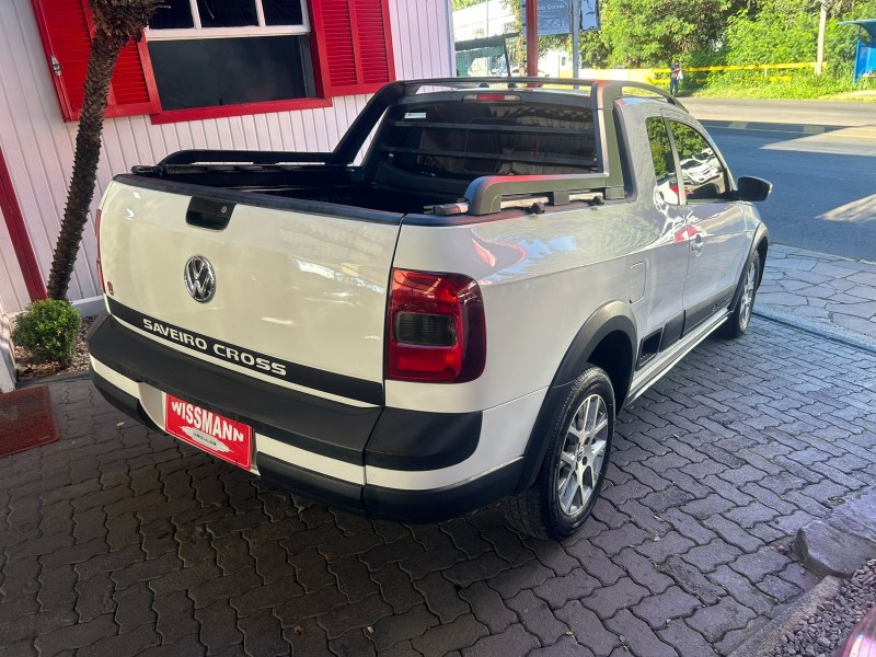 SAVEIRO 1.6 MI CE 8V FLEX 2P MANUAL G.VI - 2014 - TRêS COROAS