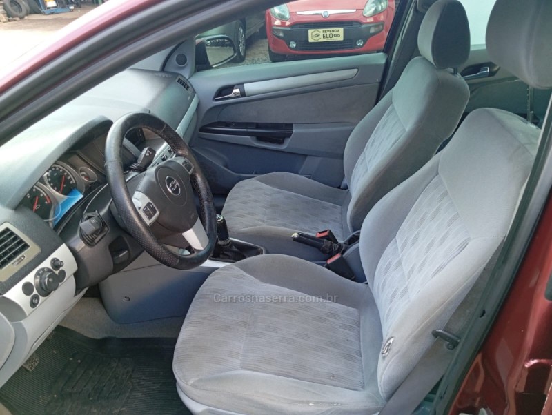 VECTRA 2.0 MPFI ELEGANCE 8V 140CV FLEX 4P MANUAL - 2009 - PICADA CAFé