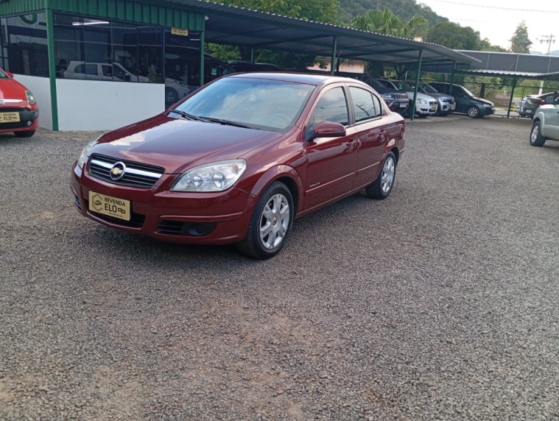 VECTRA 2.0 MPFI ELEGANCE 8V 140CV FLEX 4P MANUAL