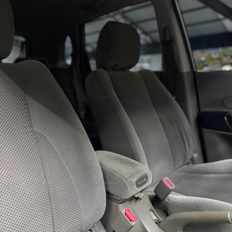 TUCSON 2.0 MPFI GLS 16V 143CV 2WD GASOLINA 4P AUTOMÁTICO - 2011 - ESTâNCIA VELHA