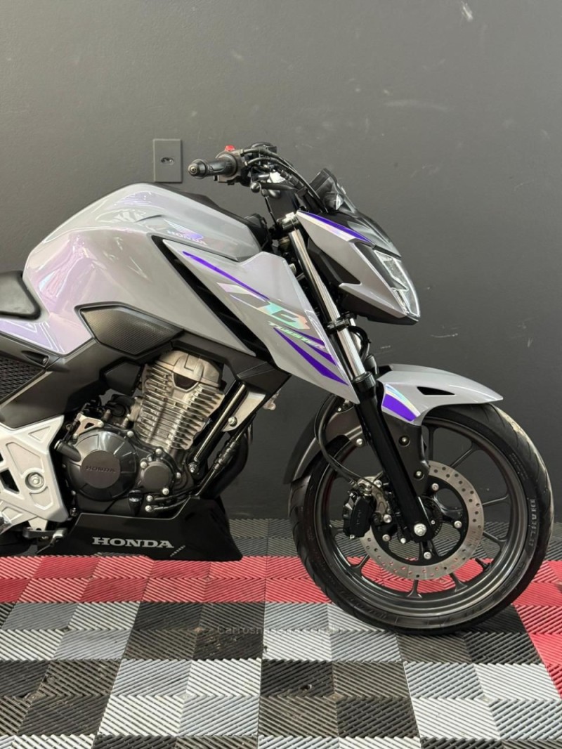 CB 300F TWISTER  - 2023 - NOVO HAMBURGO