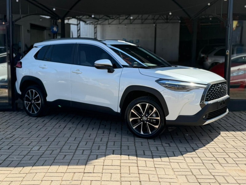 COROLLA 2.0 CROSS XRX 16V FLEX 4P AUTOMÁTICO - 2024 - LAGOA VERMELHA