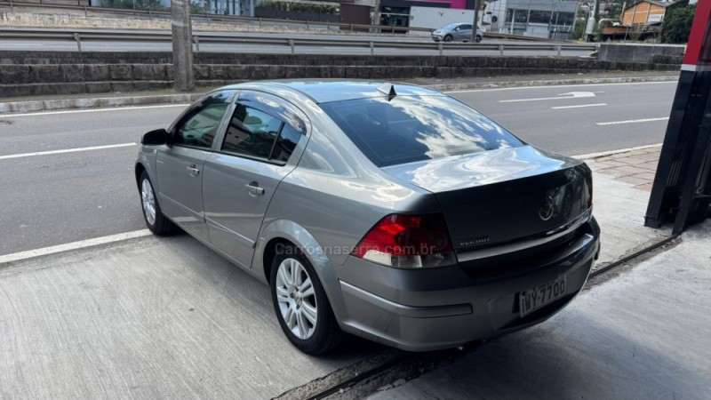 VECTRA 2.0 MPFI EXPRESSION 8V FLEX 4P MANUAL - 2008 - CAXIAS DO SUL