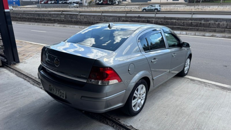 VECTRA 2.0 MPFI EXPRESSION 8V FLEX 4P MANUAL - 2008 - CAXIAS DO SUL