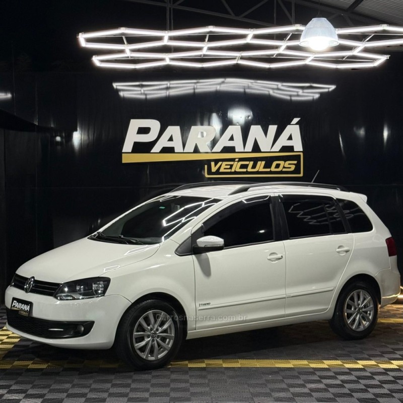 SPACEFOX 1.6 MI TREND 8V FLEX 4P MANUAL - 2014 - ESTâNCIA VELHA