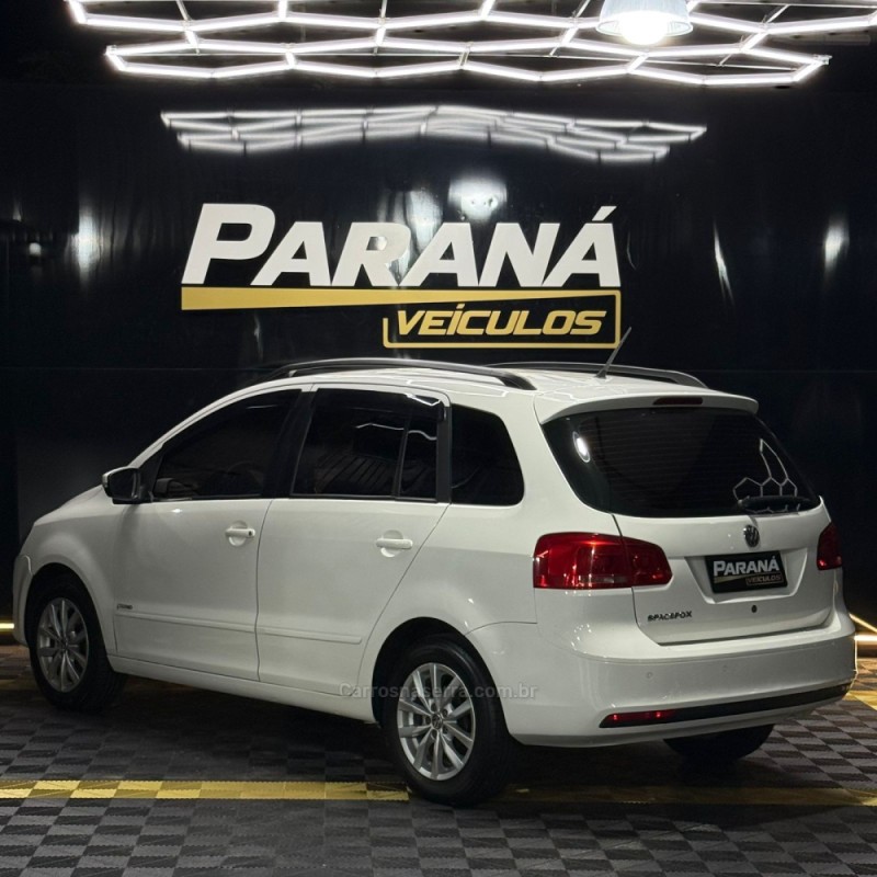 SPACEFOX 1.6 MI TREND 8V FLEX 4P MANUAL - 2014 - ESTâNCIA VELHA