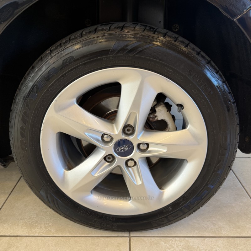 FOCUS 2.0 GLX 16V GASOLINA 4P MANUAL - 2013 - FARROUPILHA