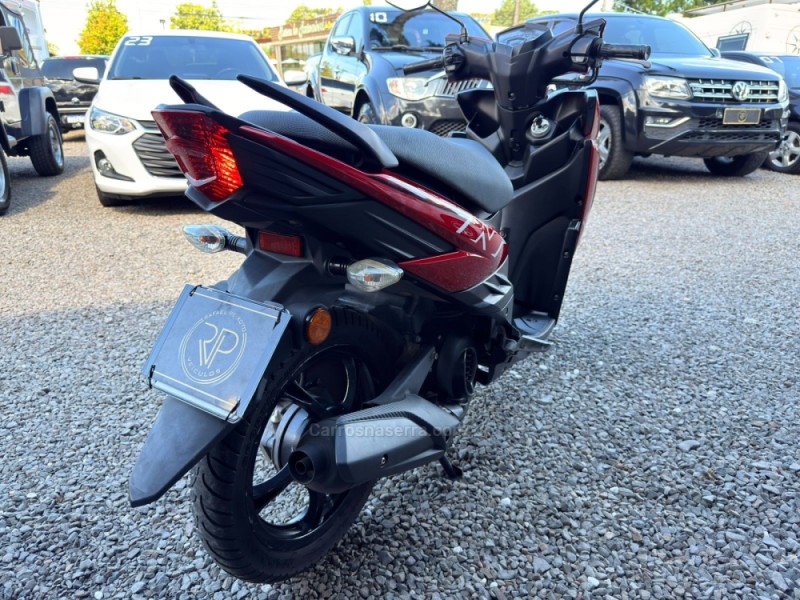 NEO 125 UBS - 2020 - CANELA