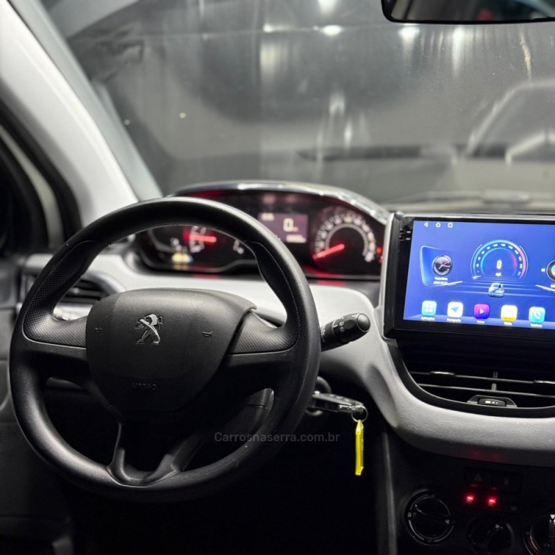 208 1.5 ACTIVE 8V FLEX 4P MANUAL - 2014 - ESTâNCIA VELHA