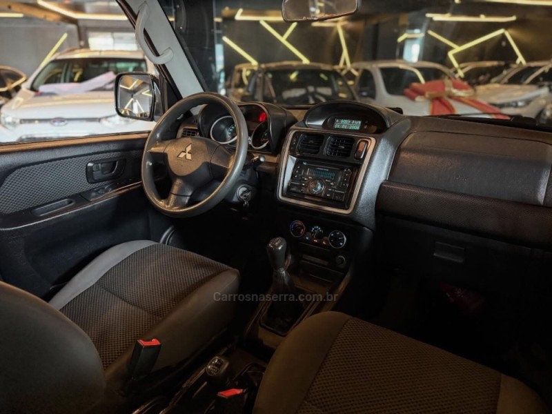 PAJERO TR4 2.0 GLS 4X4 16V FLEX 4P MANUAL - 2011 - NOVO HAMBURGO