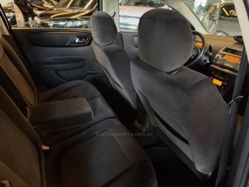 C4 2.0 EXCLUSIVE 16V FLEX 4P MANUAL - 2011 - NOVO HAMBURGO