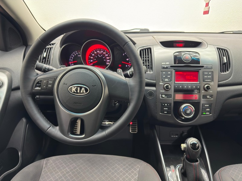 CERATO 1.6 SX3 16V GASOLINA 4P AUTOMÁTICO - 2011 - CAXIAS DO SUL