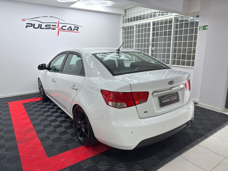 CERATO 1.6 SX3 16V GASOLINA 4P AUTOMÁTICO - 2011 - CAXIAS DO SUL