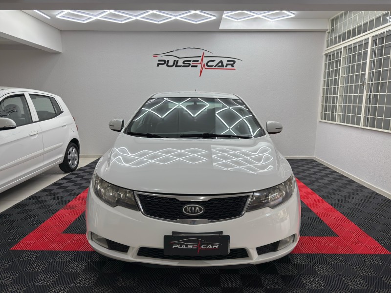 CERATO 1.6 SX3 16V GASOLINA 4P AUTOMÁTICO - 2011 - CAXIAS DO SUL