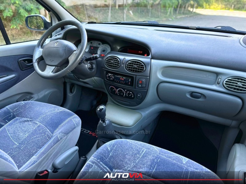 SCÉNIC 1.6 EXPRESSION 16V FLEX 4P MANUAL - 2009 - SAPIRANGA