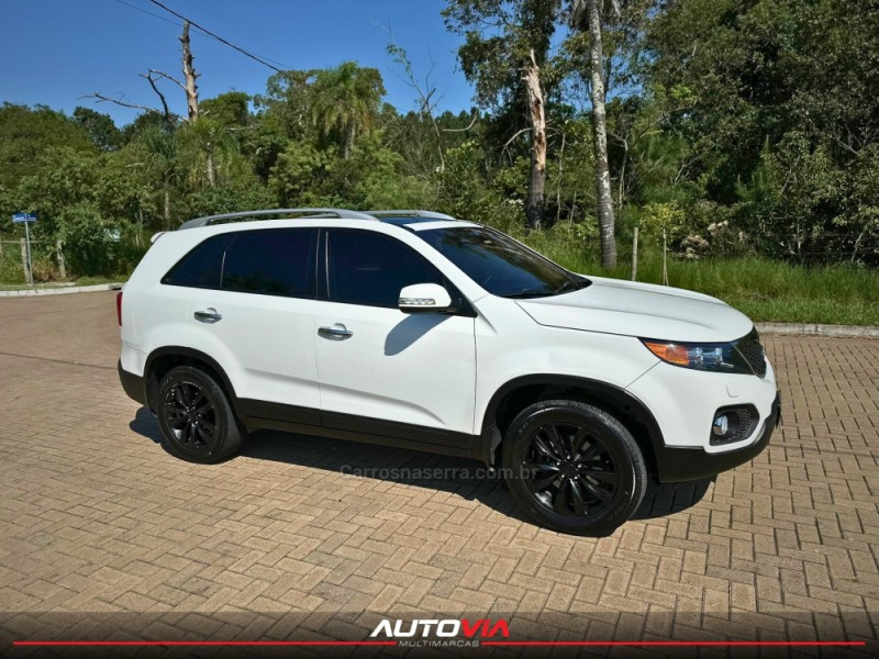 SORENTO 3.5 S.560 V6 24V GASOLINA 4P AUTOMÁTICO - 2012 - SAPIRANGA