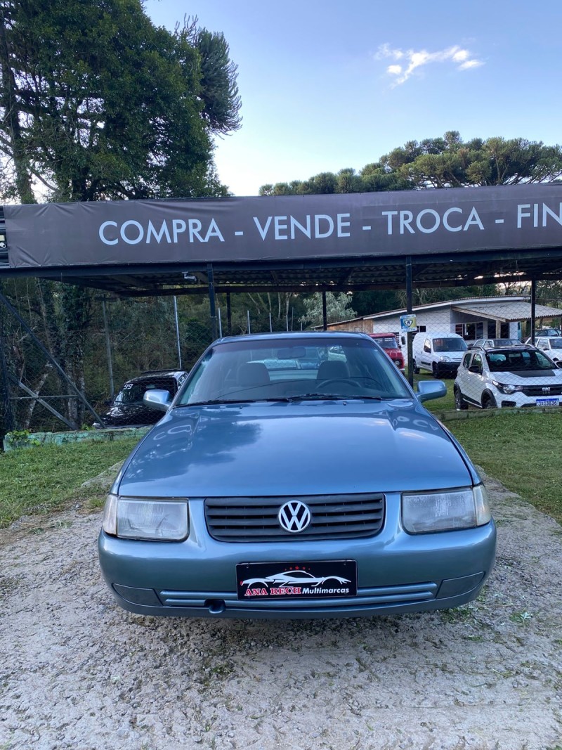 SANTANA 2.0 MI 8V GASOLINA 4P MANUAL - 2001 - CAXIAS DO SUL