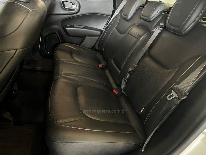 TORO 2.0 16V TURBO FREEDOM 4X4 DIESEL 4P MANUAL - 2019 - SAPIRANGA