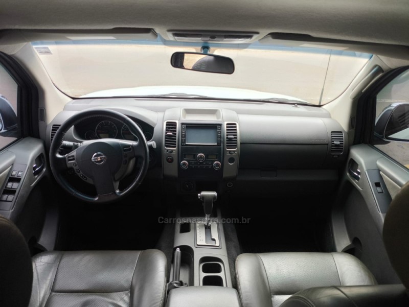 FRONTIER 2.5 SL 4X4 CD TURBO ELETRONIC DIESEL 4P AUTOMÁTICO - 2015 - GUAPORé