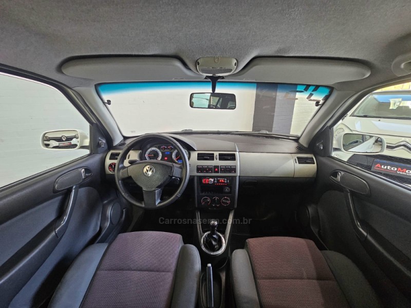 PARATI 2.0 MI CROSSOVER 8V GASOLINA 4P MANUAL G.III - 2005 - CAXIAS DO SUL