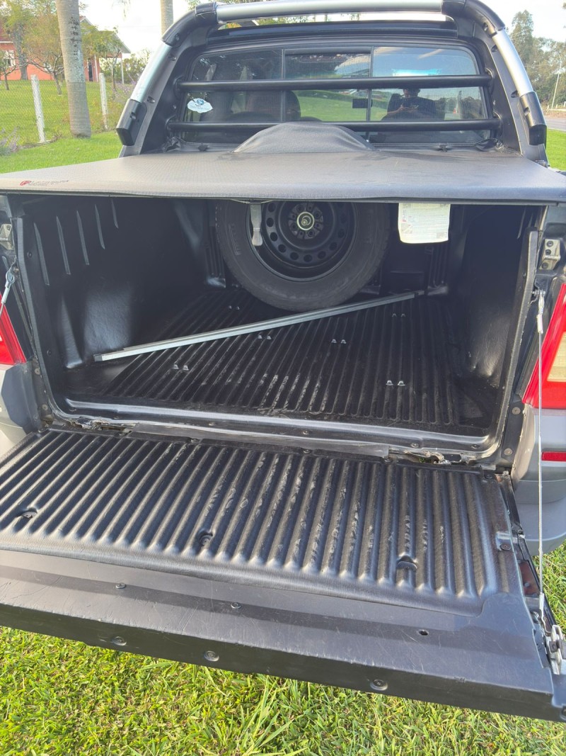 STRADA 1.8 MPI ADVENTURE CD 16V FLEX 2P MANUAL - 2010 - FARROUPILHA