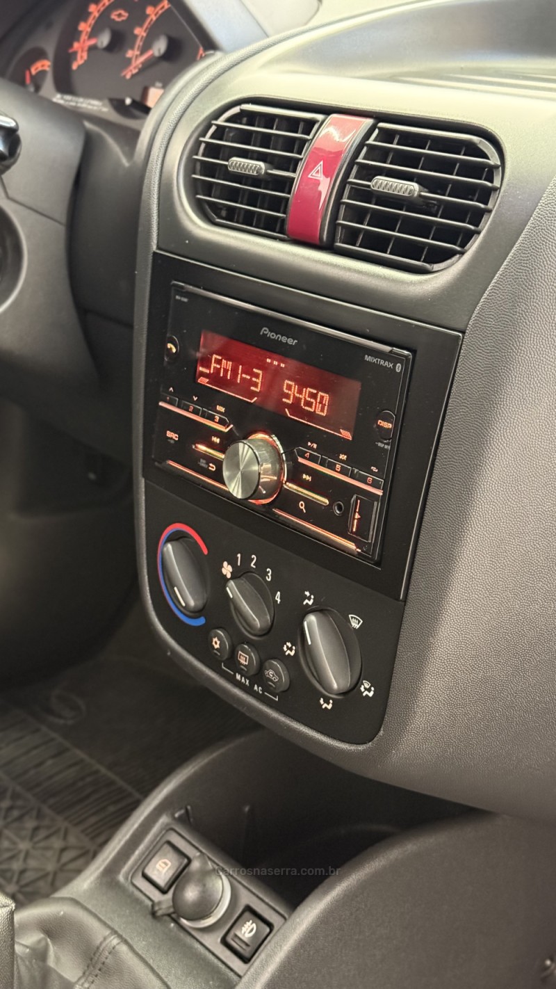 CORSA 1.4 MPFI MAXX 8V FLEX 4P MANUAL - 2012 - BENTO GONçALVES