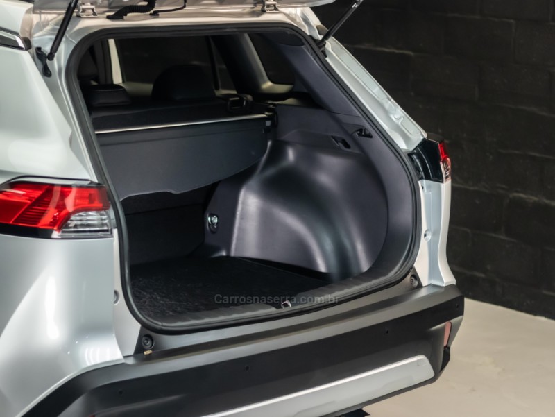 COROLLA 1.8 CROSS XRV 16V HÍBRIDO 4P AUTOMÁTICO - 2024 - CAXIAS DO SUL