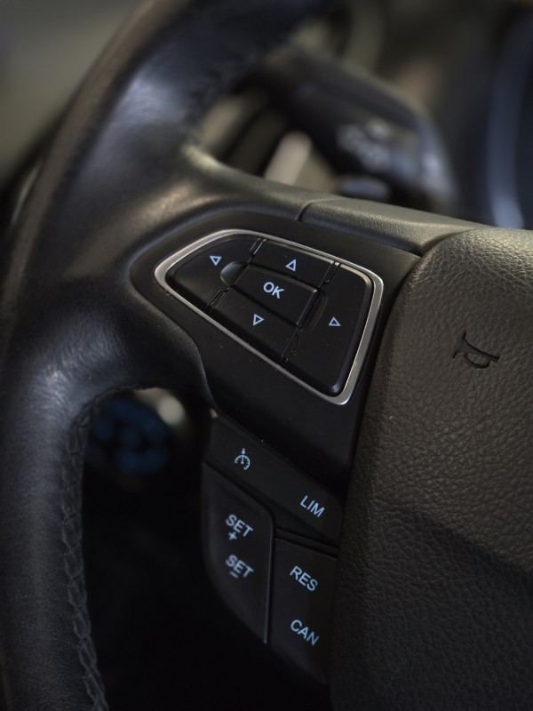 FOCUS 2.0 TITANIUM HATCH 16V FLEX 4P AUTOMÁTICO - 2017 - CAXIAS DO SUL